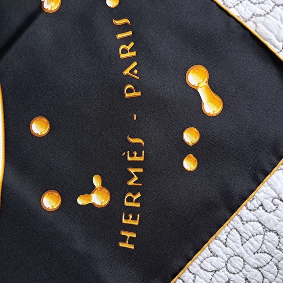 Women's Hermes Scarf - Picture 4 of 12